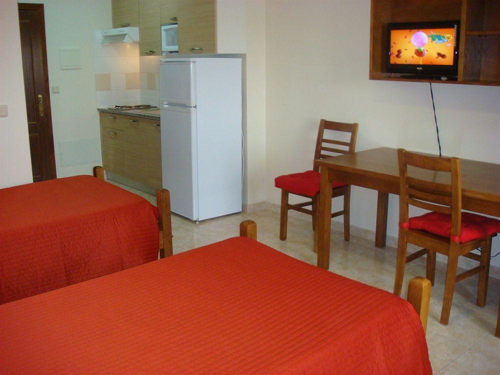 מלון טומאר Residencia Santa Marta מראה חיצוני תמונה